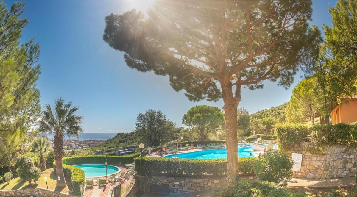 Villino Garden & Pool Andora Exterior foto